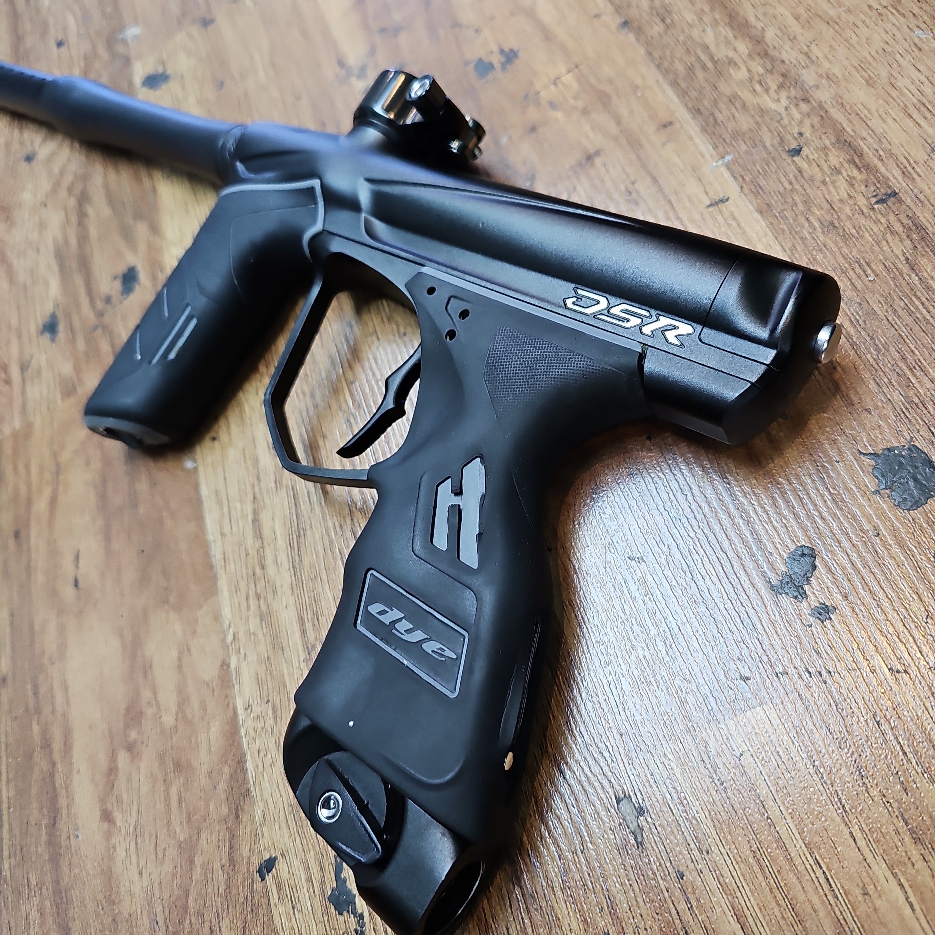 USED - Dye DSR - Black - Eminent Paintball And Airsoft