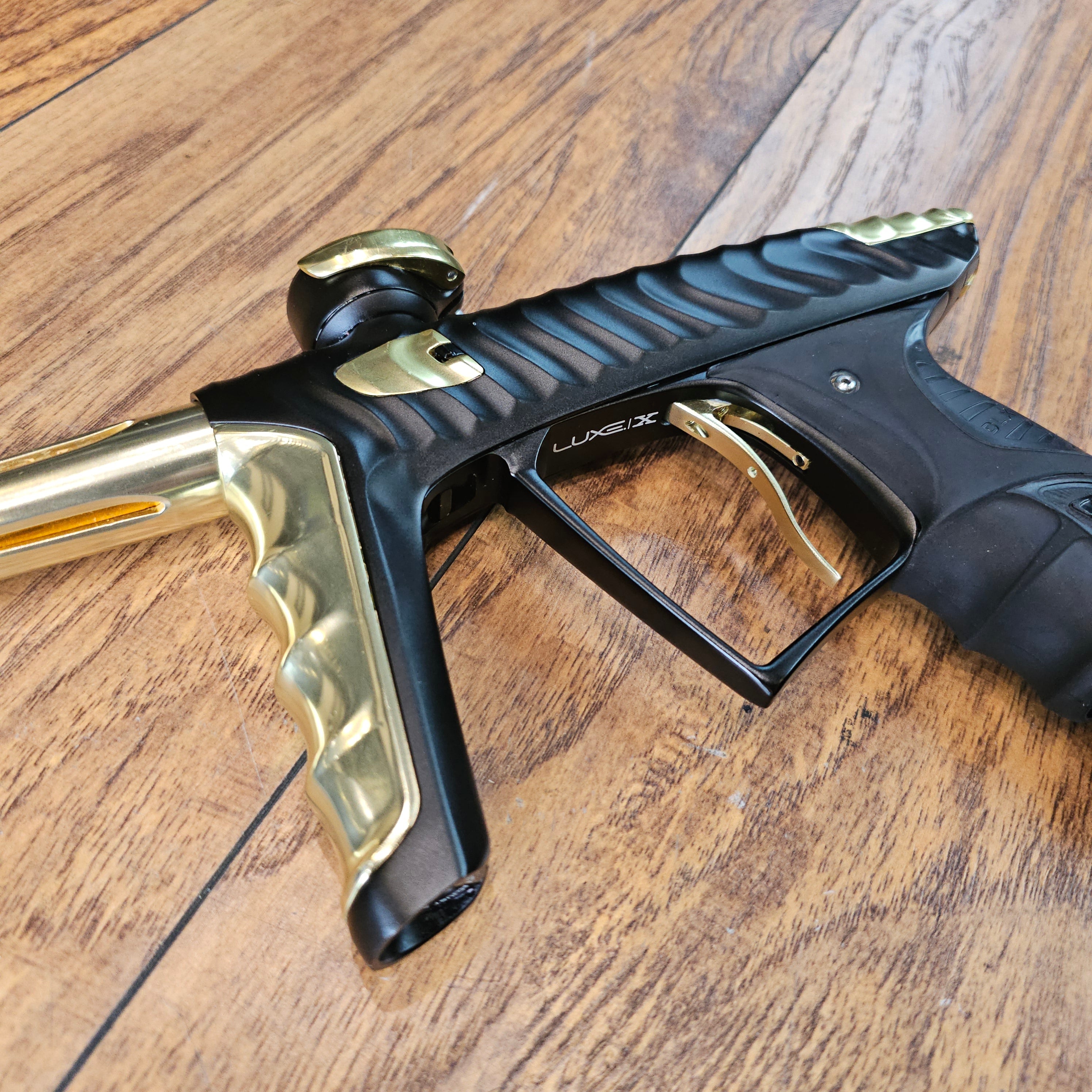 USED HK ARMY Luxe X A51 - Black/Gold