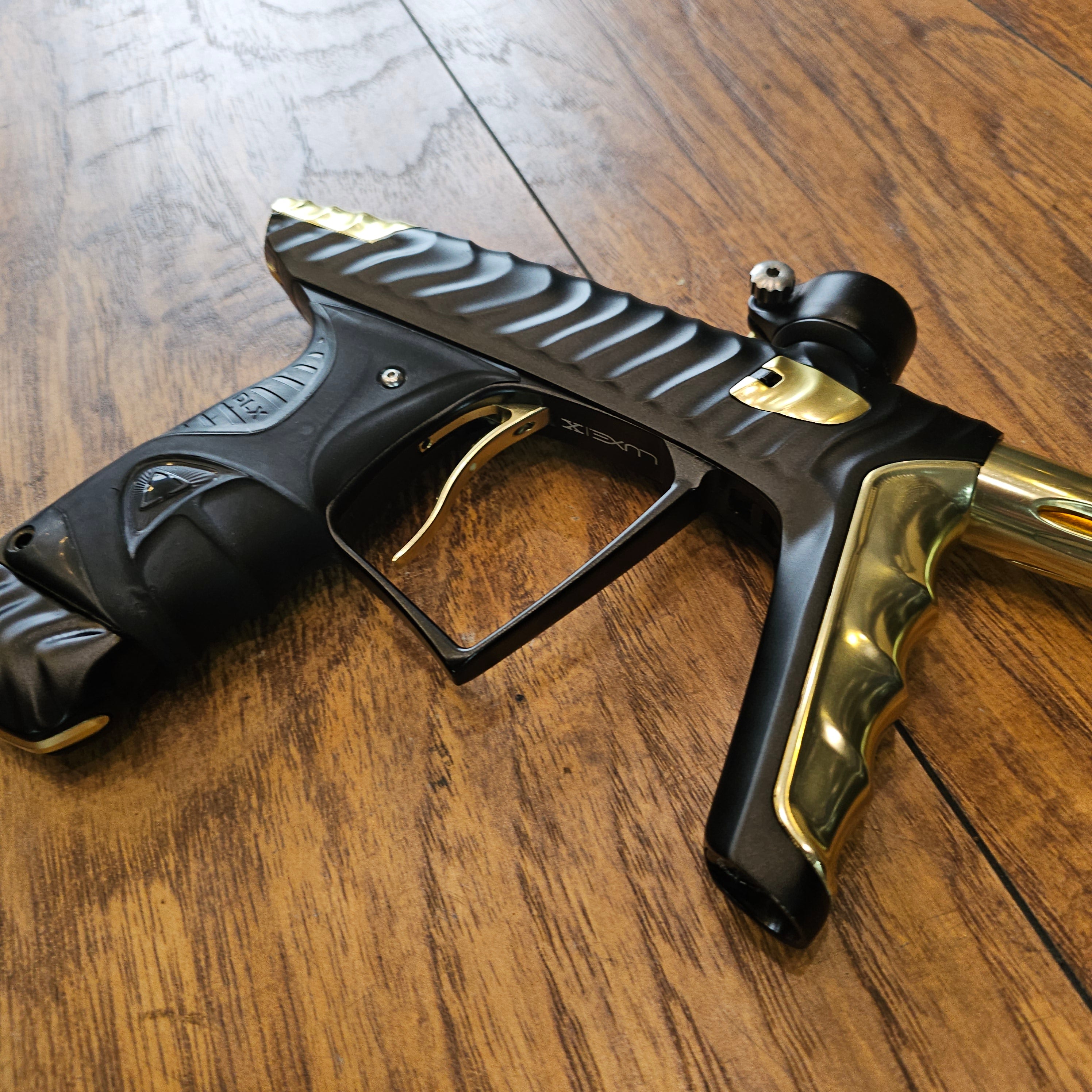 USED HK ARMY Luxe X A51 - Black/Gold